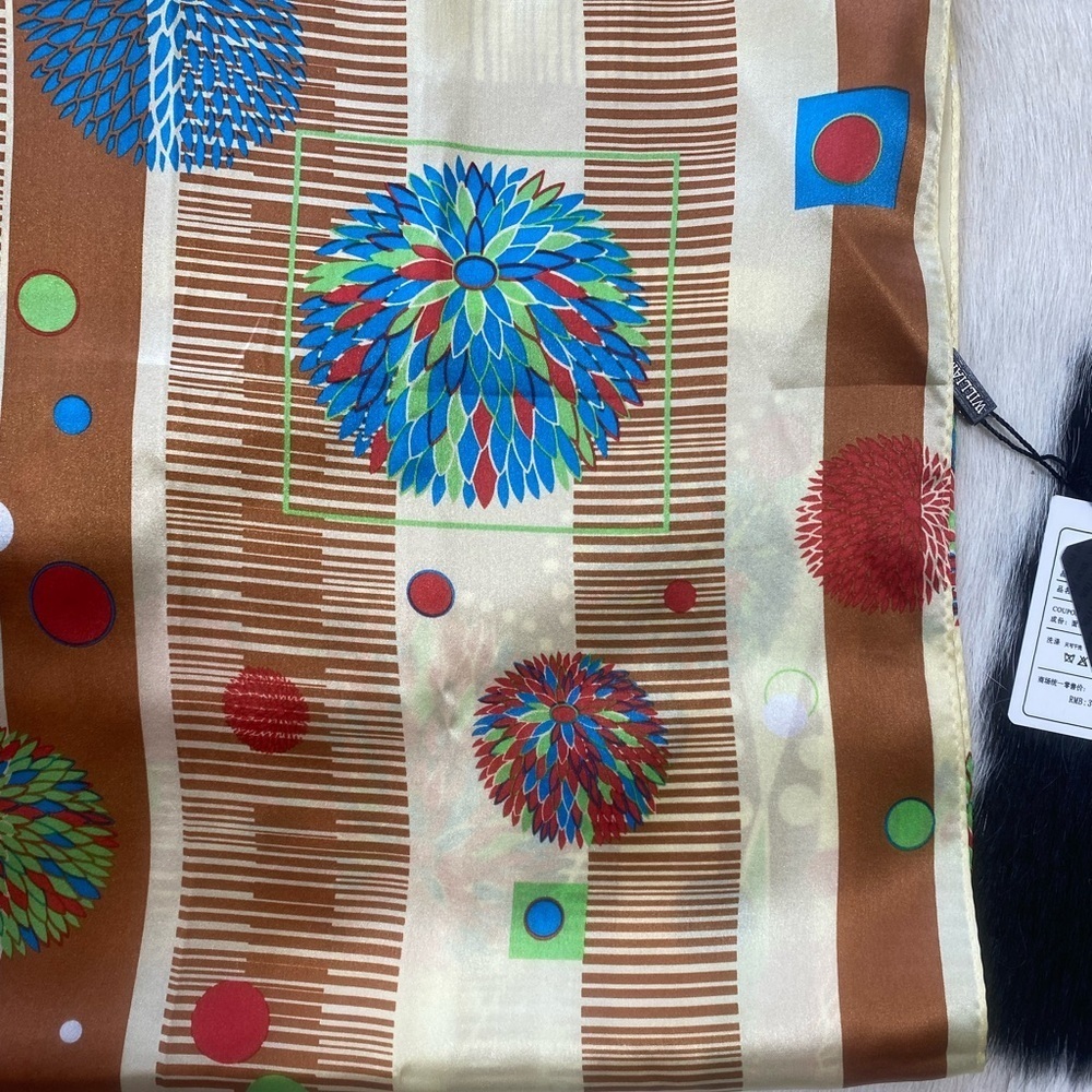 William Boss 100% silk scarf retro art deco style made in Italy - Picture 4 of 8